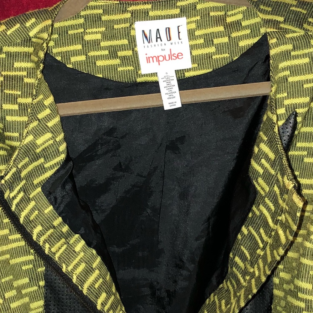 ⭐️⭐️ Women’s zip fashion week Blazer ⭐️⭐️ - Picture 3 of 3